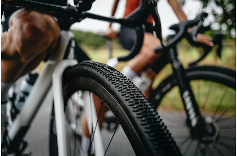 Schwalbe G-One R Pro TLE Gravel Tyre Schwalbe G-One R Pro TLE Gravel Tyre