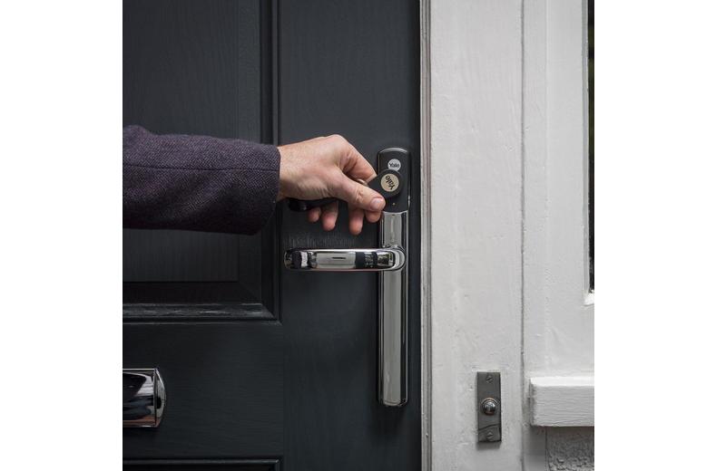 Yale Smart Door Lock, Conexis L2, Chrome Yale Smart Door Lock, Conexis L2, Chrome