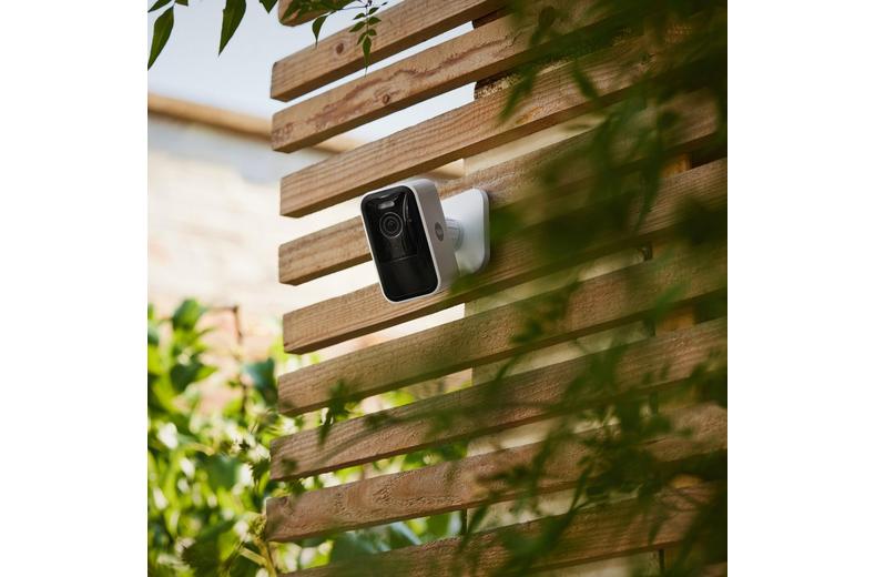 Yale Smart Outdoor Camera Yale Smart Outdoor Camera