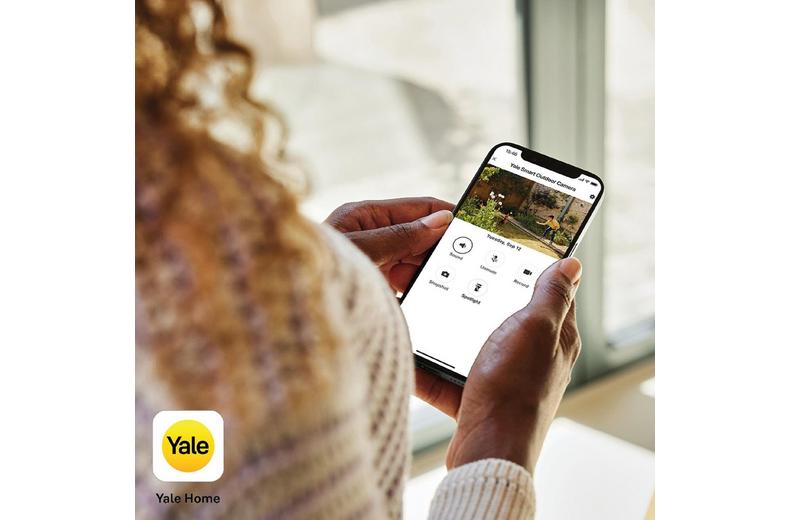 Yale Smart Outdoor Camera Yale Smart Outdoor Camera