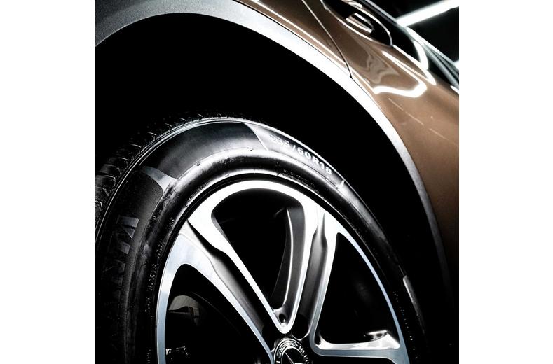 Turtle Wax Wet n Black Tyre Dressing 500ML Turtle Wax Wet n Black Tyre Dressing 500ML