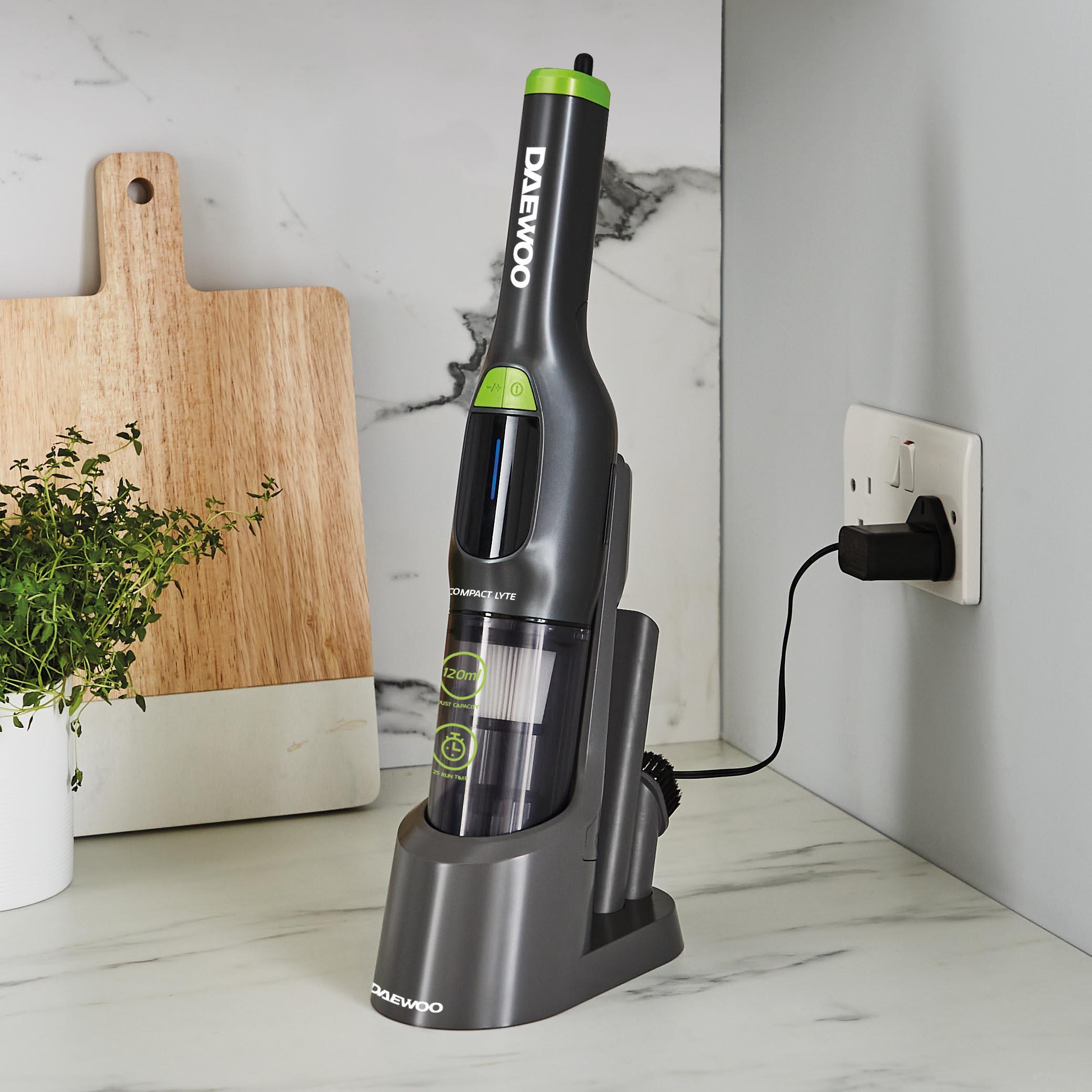 Cyclone Compact Lyte 7.4V Handheld Vac