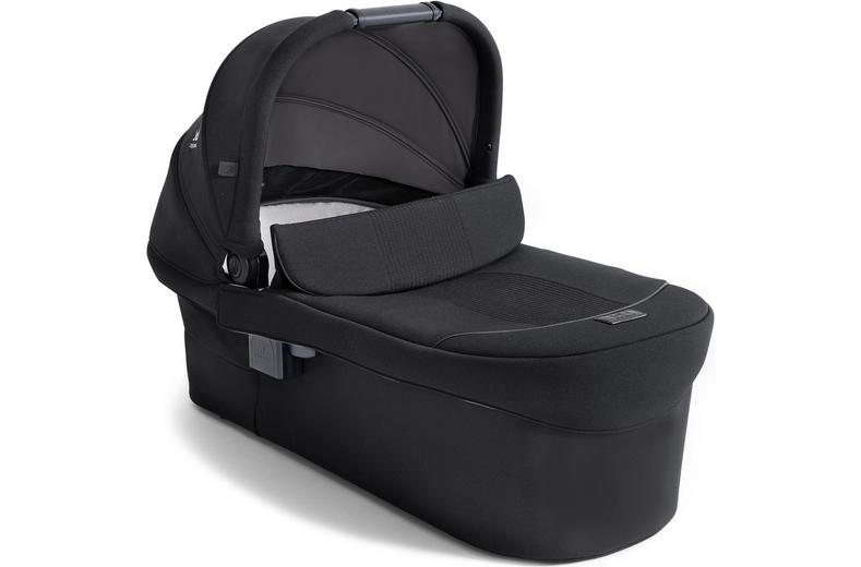 Joie Ramble XL Signature Carrycot - Eclipse Joie Ramble XL Signature Carrycot - Eclipse