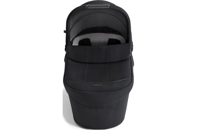 Joie Ramble XL Signature Carrycot - Eclipse Joie Ramble XL Signature Carrycot - Eclipse