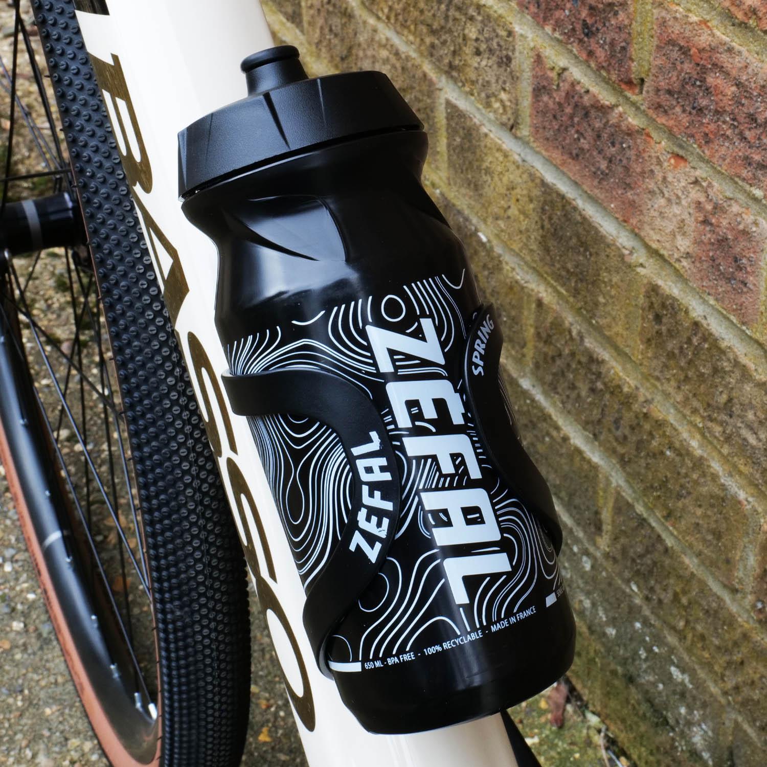 Zefal Spring Cage and Magnum 650ml Bottle Bundle