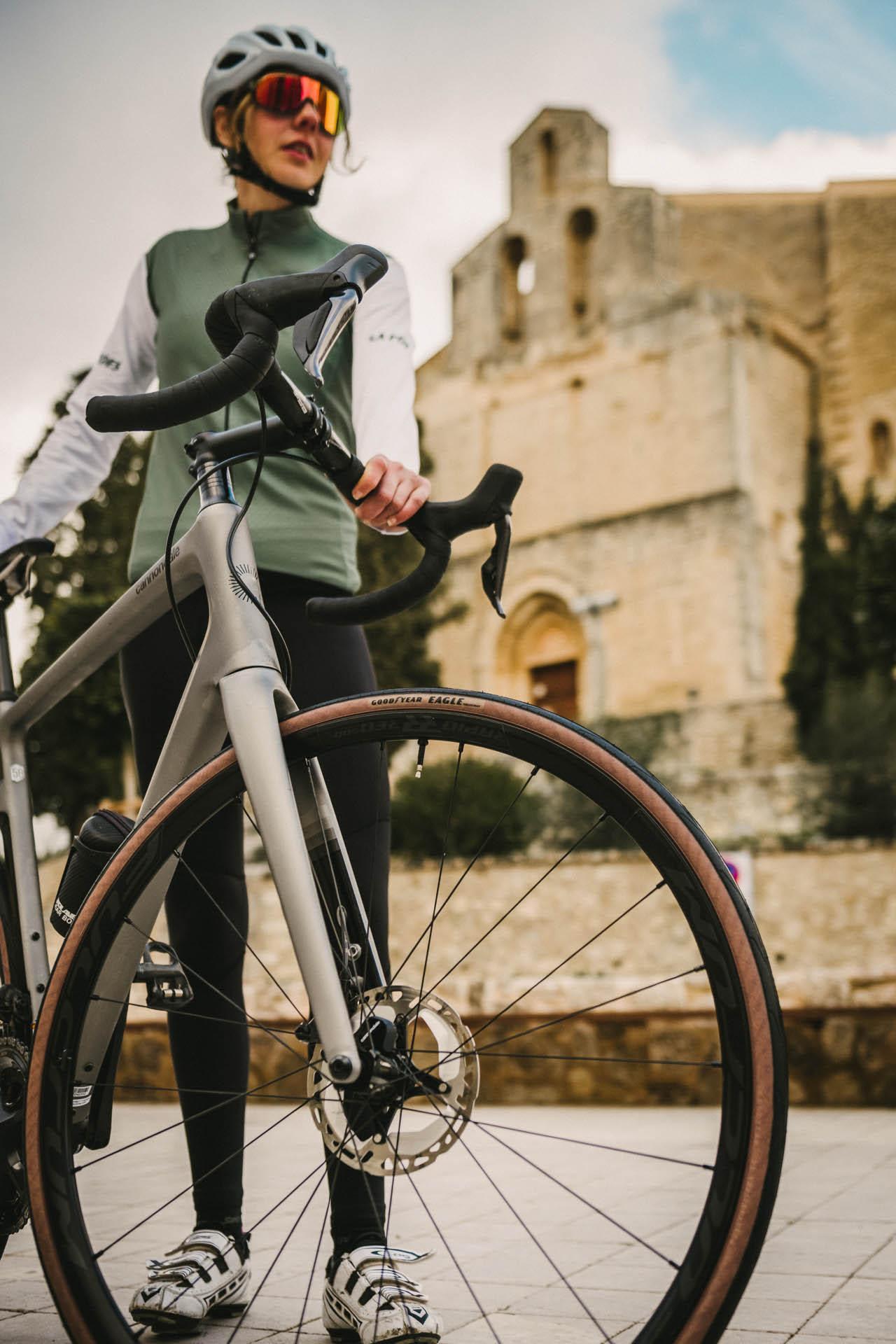 Goodyear Eagle Tubeless Tyre Bundle