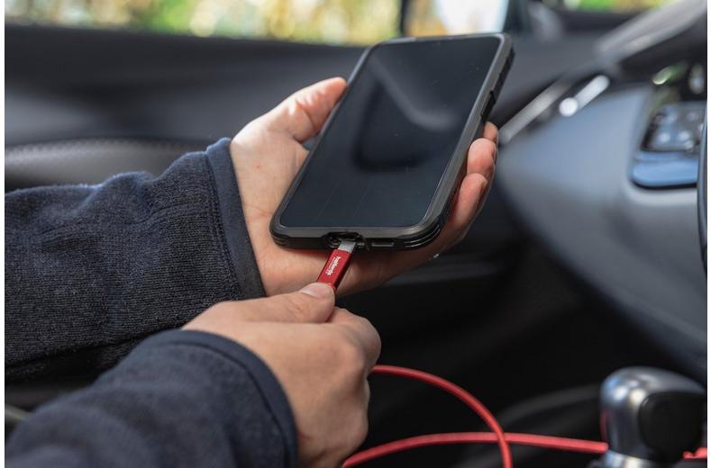 Halfords USB-A to USB-C 1.2m Red Halfords USB-A to USB-C 1.2m Red