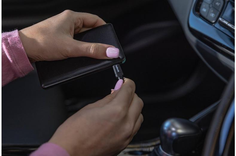 Halfords USB-A to Micro USB Cable 90cm Black Halfords USB-A to Micro USB Cable 90cm Black