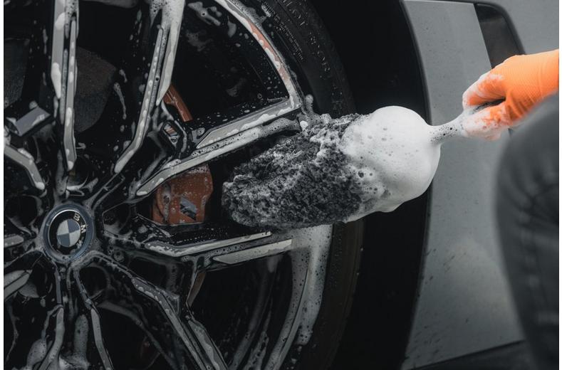 Halfords Advanced Microfibre Alloy Brush Halfords Advanced Microfibre Alloy Brush