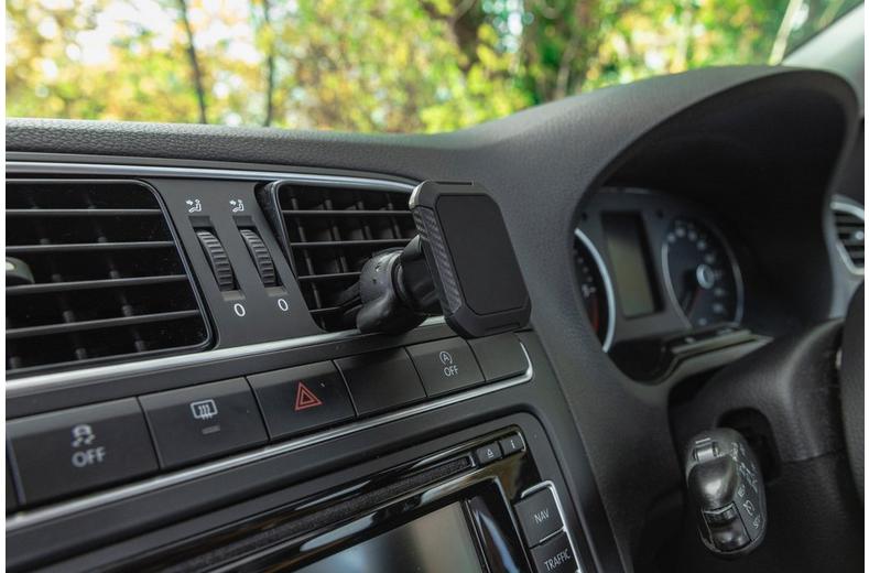 Halfords Advanced Magnetic Vent Phone Holder Halfords Advanced Magnetic Vent Phone Holder