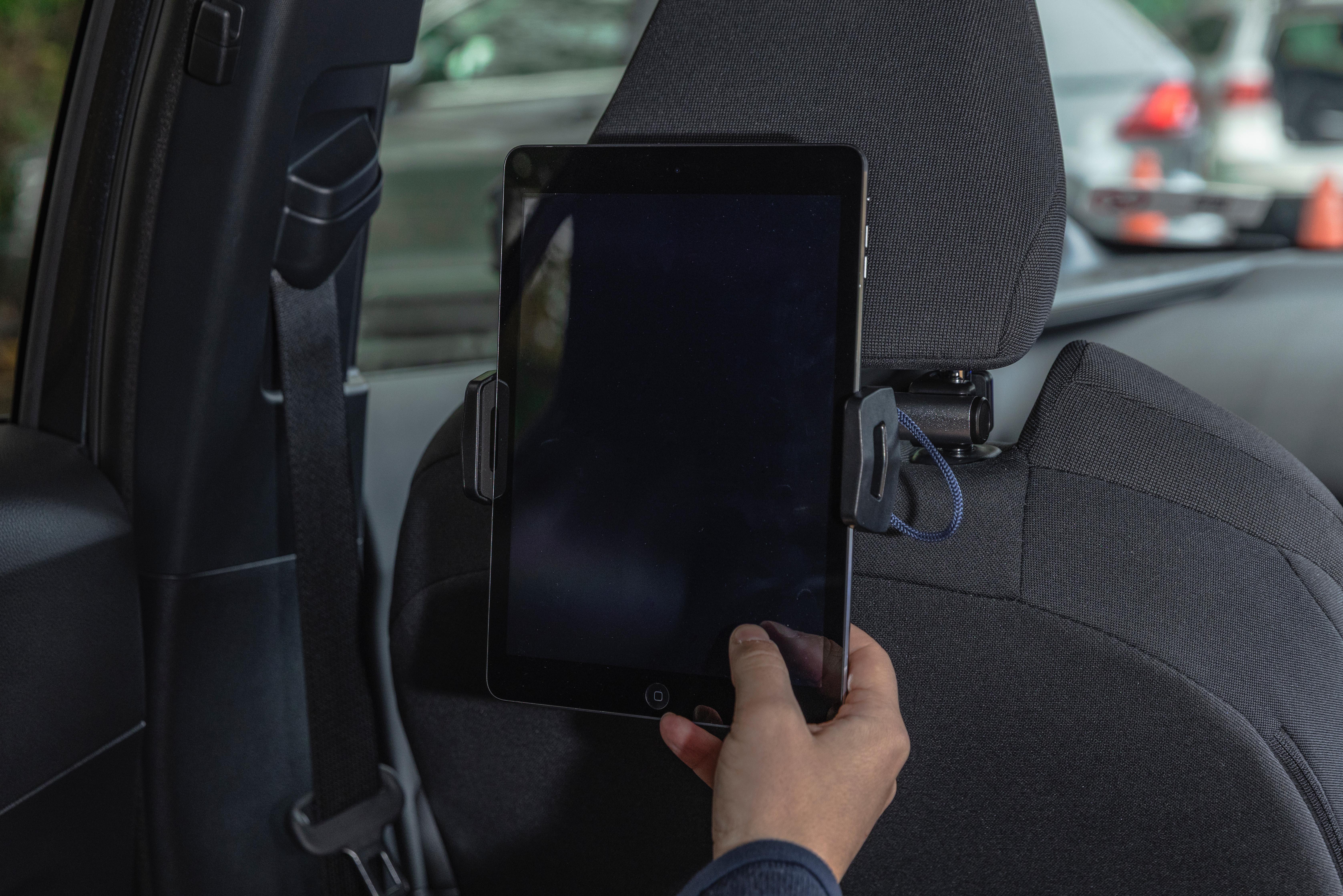 Halfords Advanced Headrest Tablet Holder