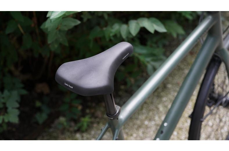 Selle Royal Essenza Moderate Saddle Selle Royal Essenza Moderate Saddle