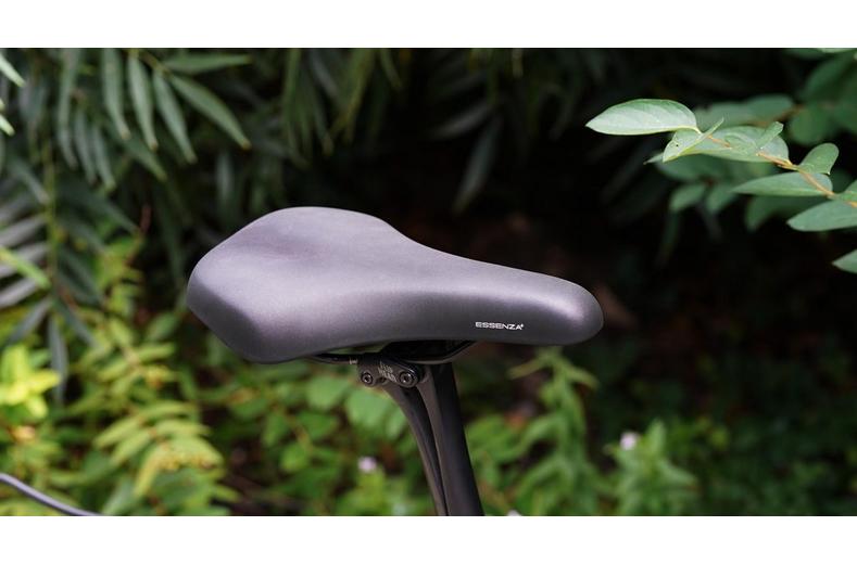 Selle Royal Essenza Moderate Saddle Selle Royal Essenza Moderate Saddle