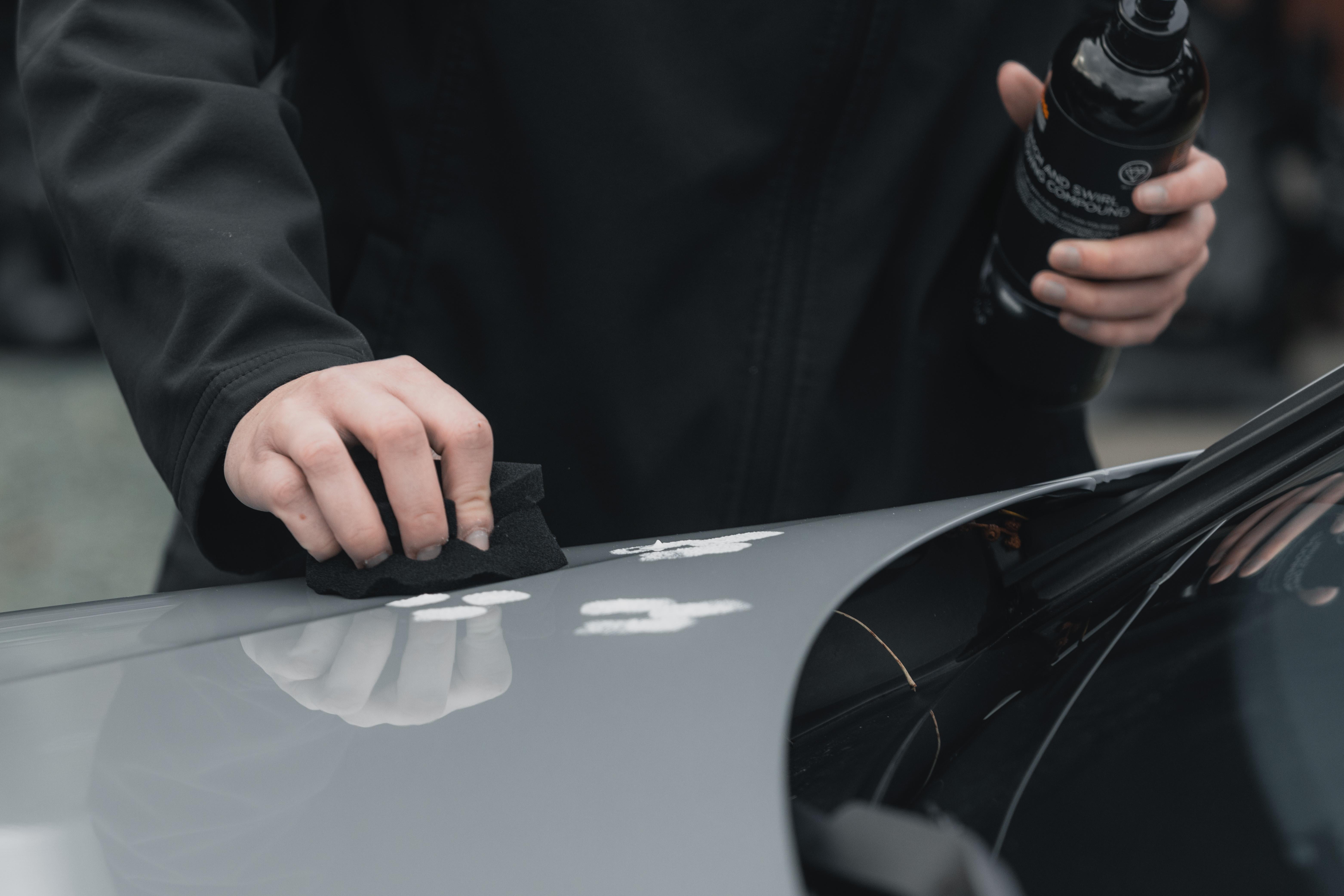 Halfords Advanced Scratch & Swirl Compound 