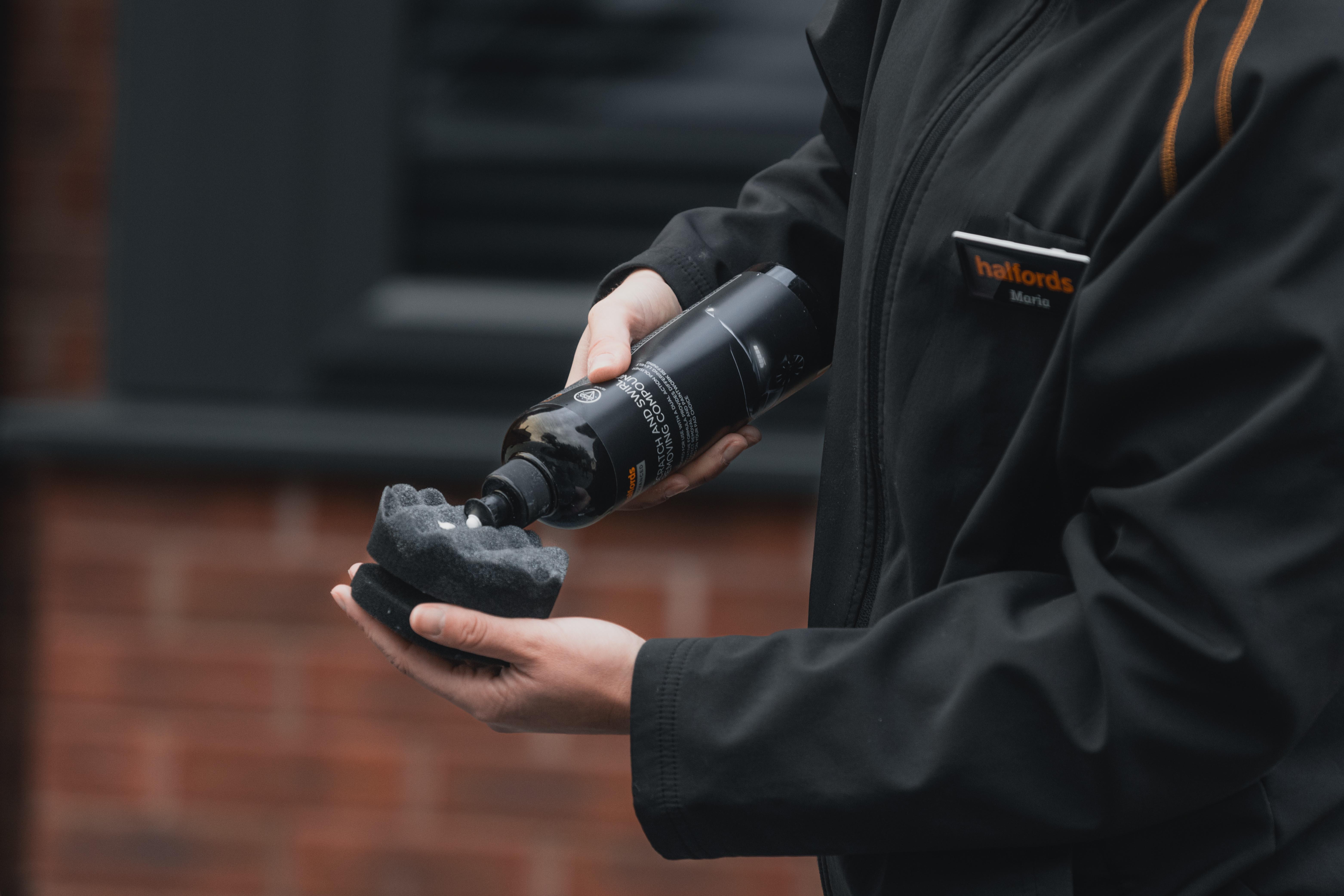 Halfords Advanced Scratch & Swirl Compound 