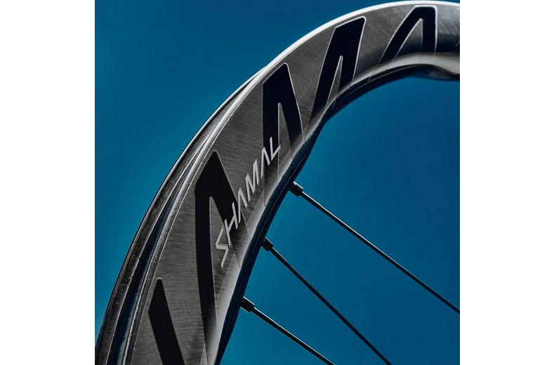 Campagnolo Shamal Dual Profile Carbon Disc Brake Wheelset Campagnolo Shamal Dual Profile Carbon Disc Brake Wheelset