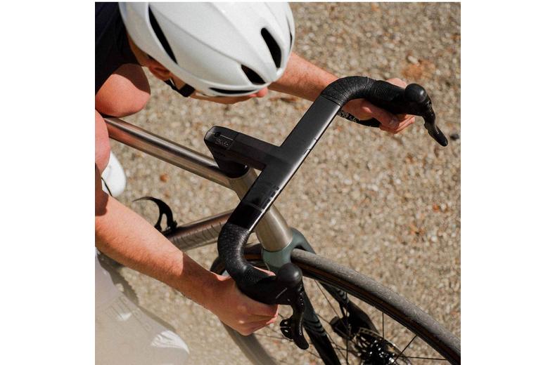 Deda Alanera RS Integrated Carbon Handlebar, 42cm x 90mm Deda Alanera RS Integrated Carbon Handlebar, 42cm x 90mm