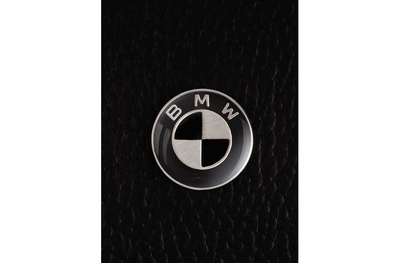 Nuna x BMW Essential Bag - Element Nuna x BMW Essential Bag - Element