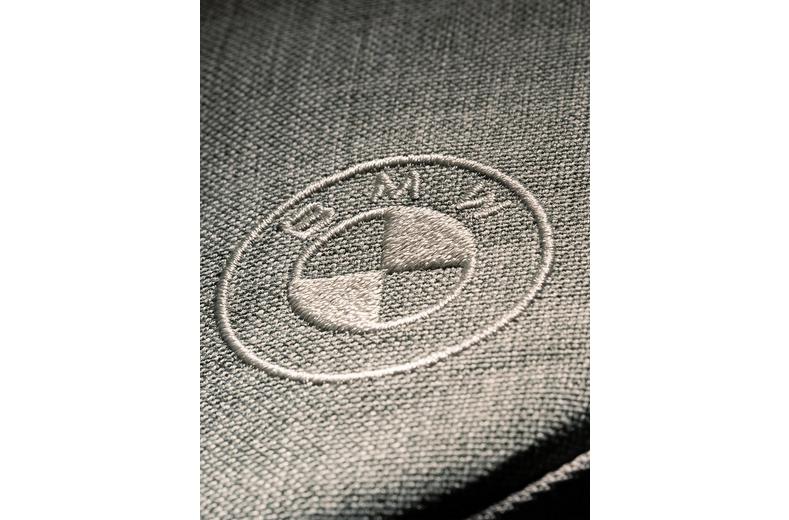 Nuna x BMW LYTL Carry Cot - Graphene Nuna x BMW LYTL Carry Cot - Graphene