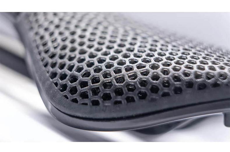 Prologo Nago R4 3DMSS PAS Nack Saddle 137mm Black Prologo Nago R4 3DMSS PAS Nack Saddle 137mm Black