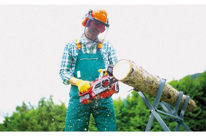 Einhell 18V 23cm Chainsaw Einhell 18V 23cm Chainsaw