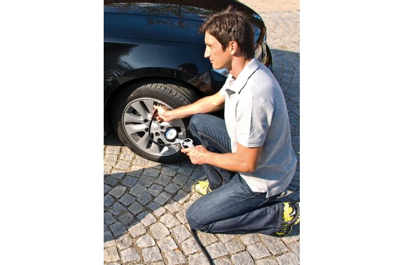 Einhell 190 Oil Free Set Portable Air Compressor Einhell 190 Oil Free Set Portable Air Compressor