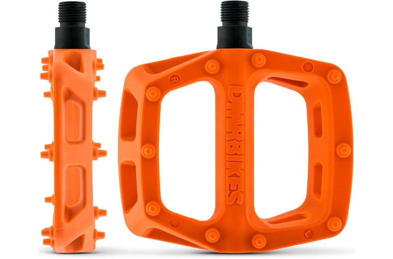 DMR V6 Nylon MTB Pedals DMR V6 Nylon MTB Pedals
