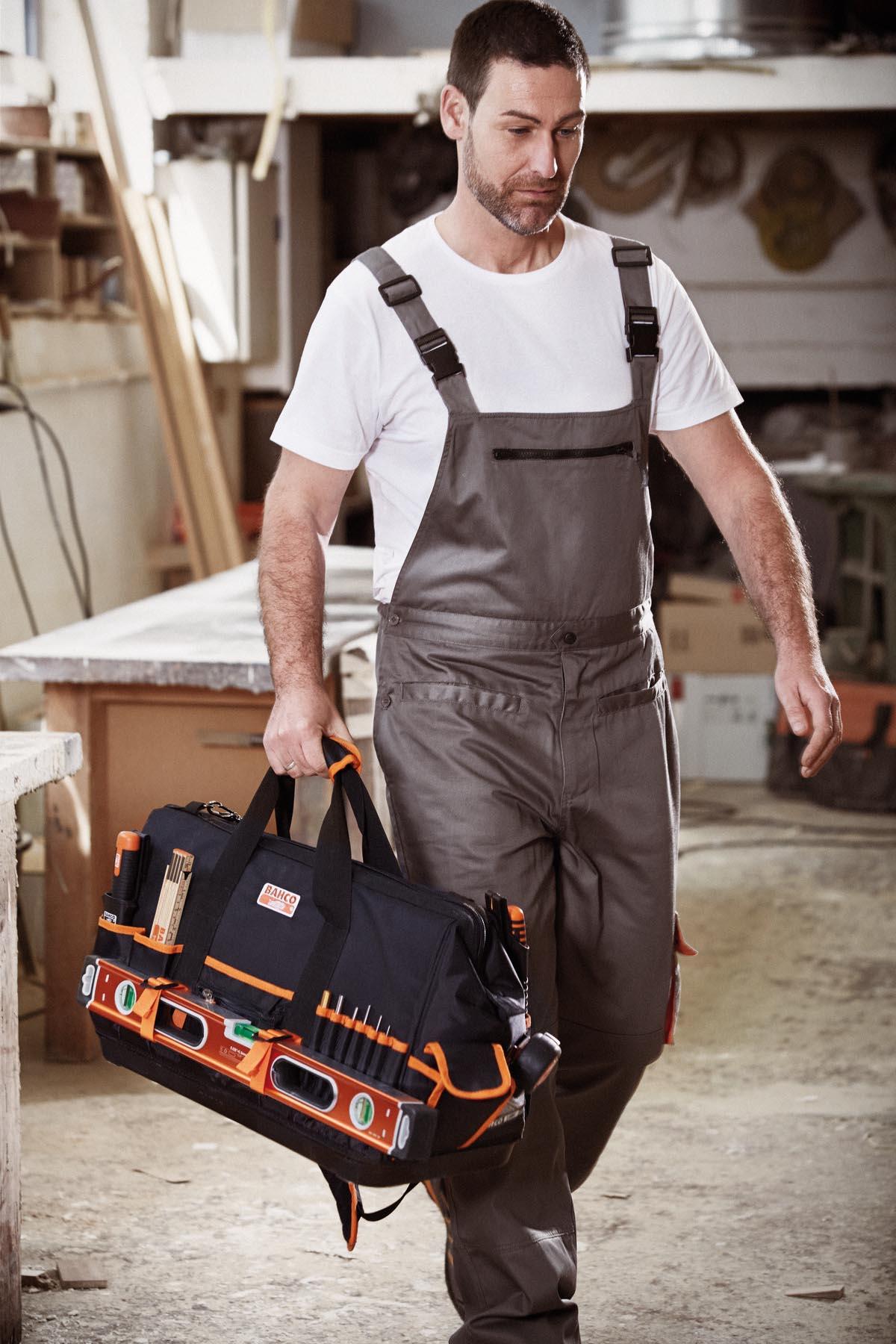 BAHCO 24IN CLOSED BAG - HARD BOTTOM