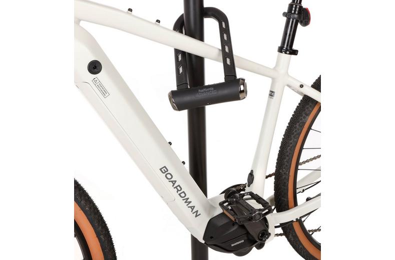 Halfords Advanced Rock Solid D-Lock Halfords Advanced Rock Solid D-Lock
