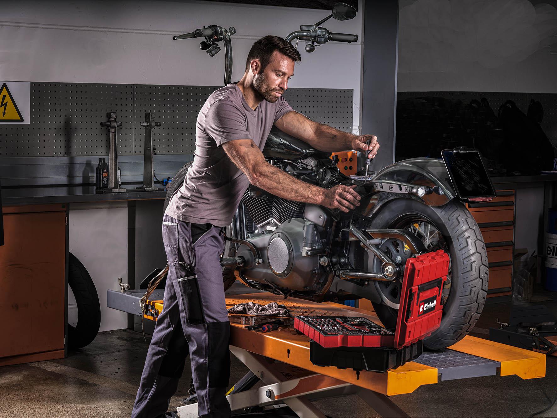 Einhell 80 Piece Handtool Set In E-Case