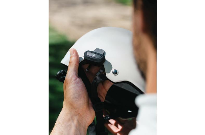 Supertooth Roamee Bluetooth Helmet Hands Free Kit Supertooth Roamee Bluetooth Helmet Hands Free Kit