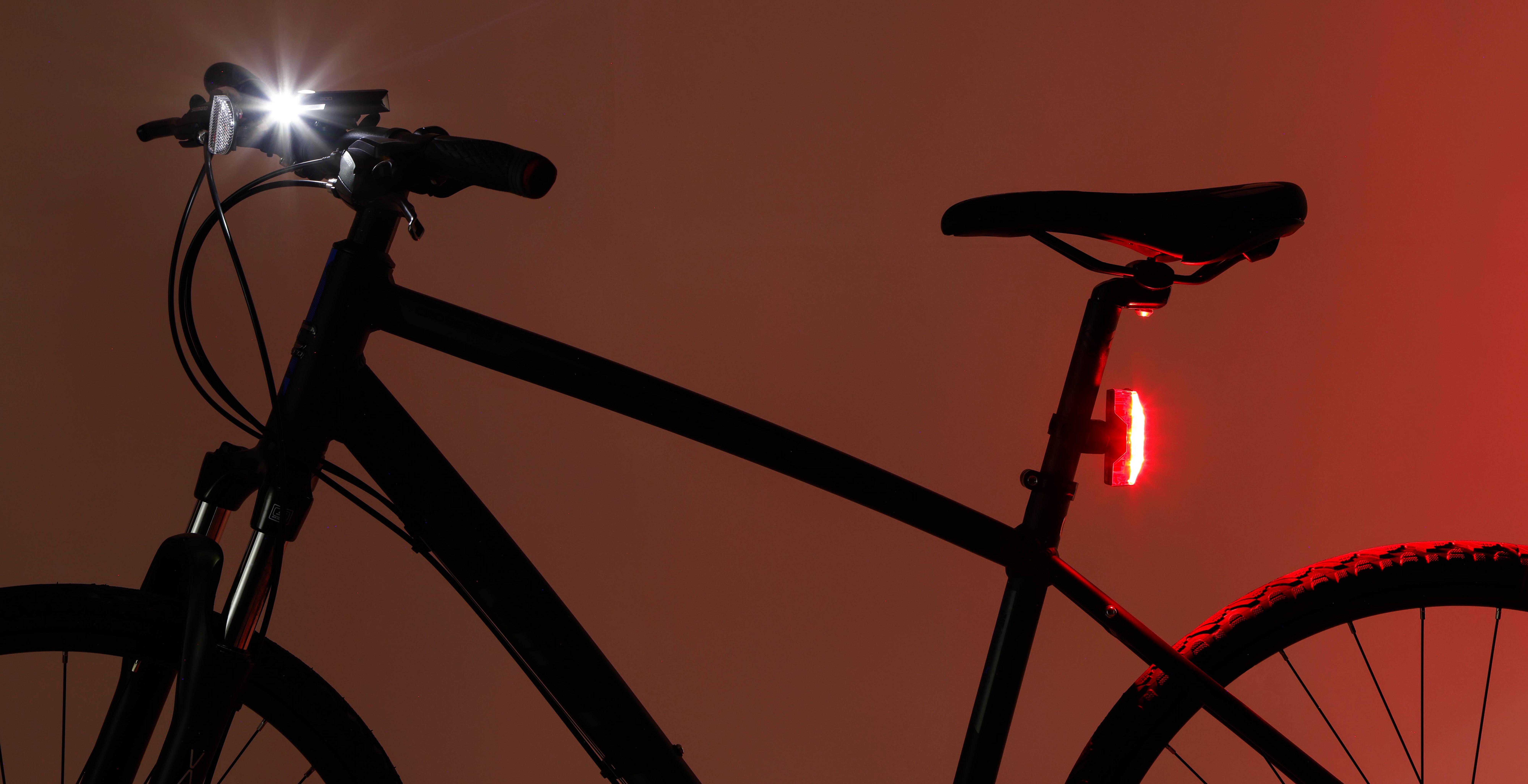 Halfords Front 200 Rear 50 Bike Light Set