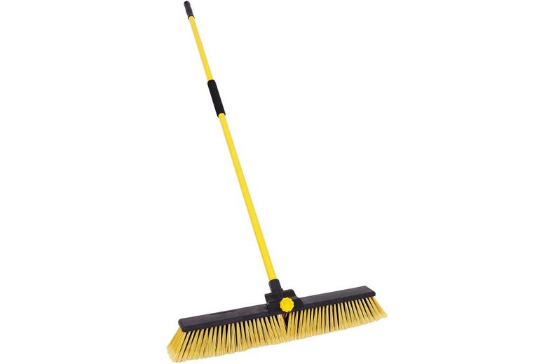 Bulldozer Pro 24" Heavy Duty Broom Bulldozer Pro 24" Heavy Duty Broom