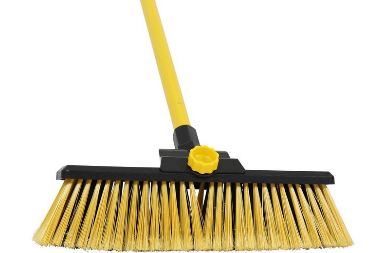Bulldozer Pro 14" Heavy Duty Broom Bulldozer Pro 14" Heavy Duty Broom