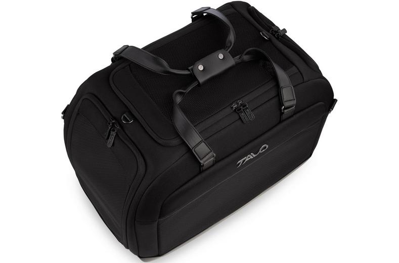 Tavo Hendrick - Cat and Dog Carrier Tavo Hendrick - Cat and Dog Carrier