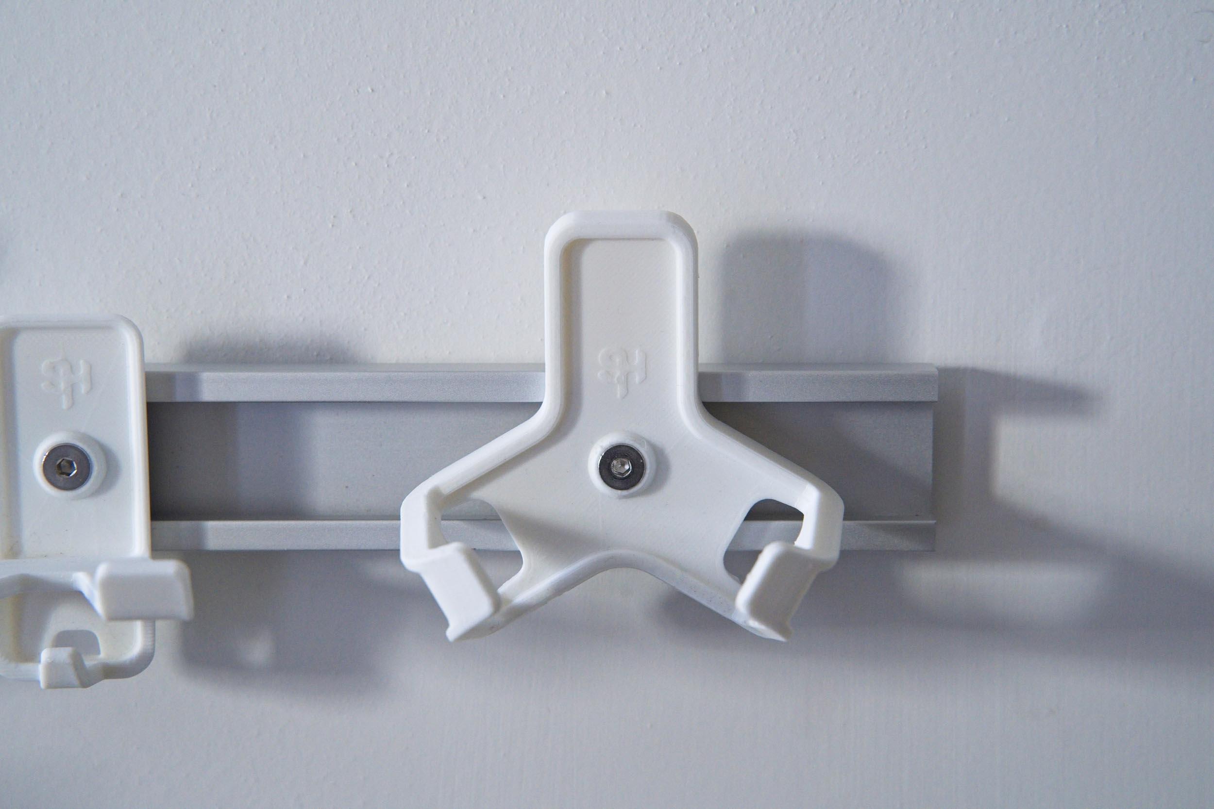 Superhooks Capture Hook 3 Pack White