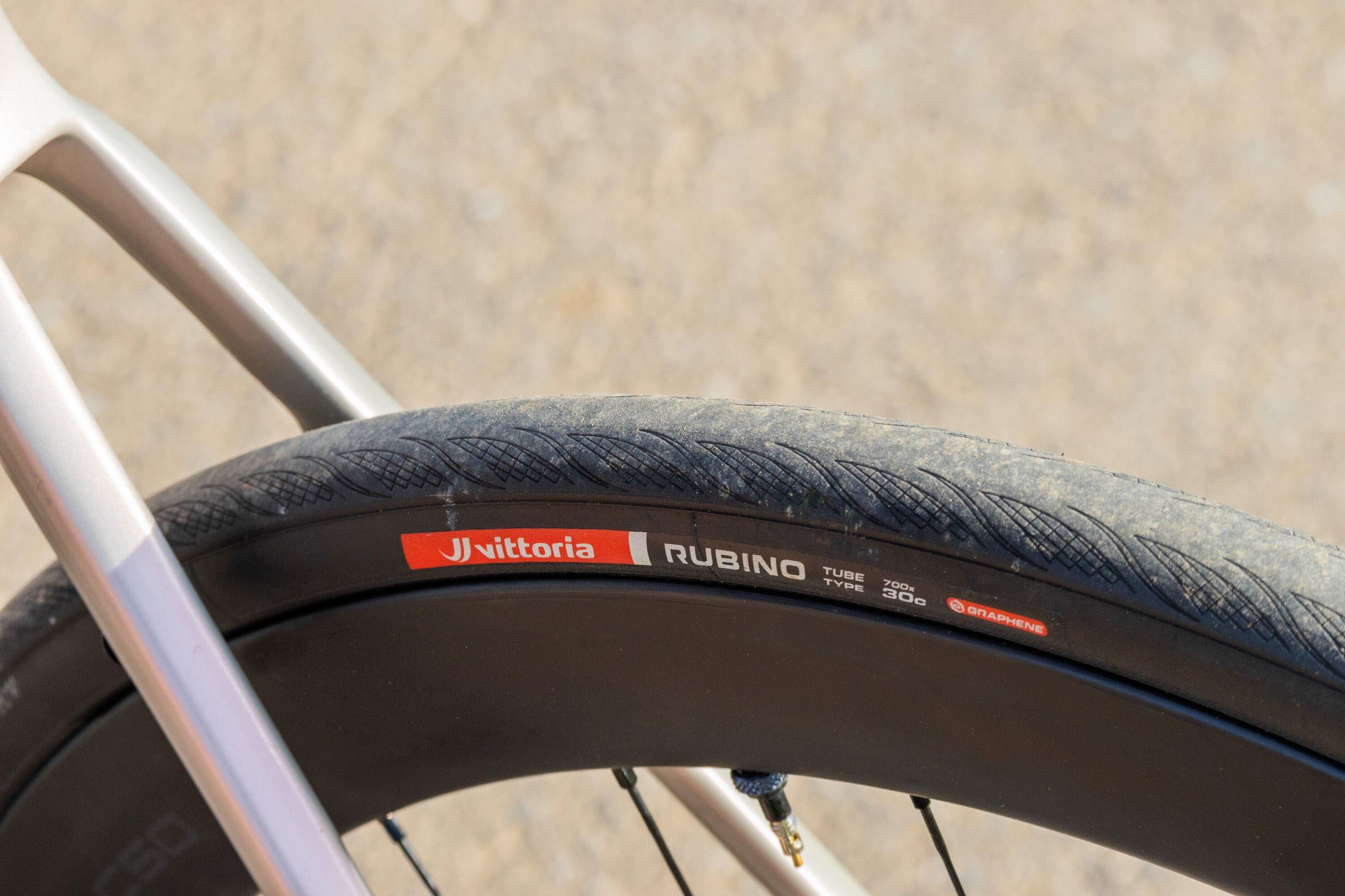 Vittoria Rubino Clincher Folding Tyre, Black 700x26c