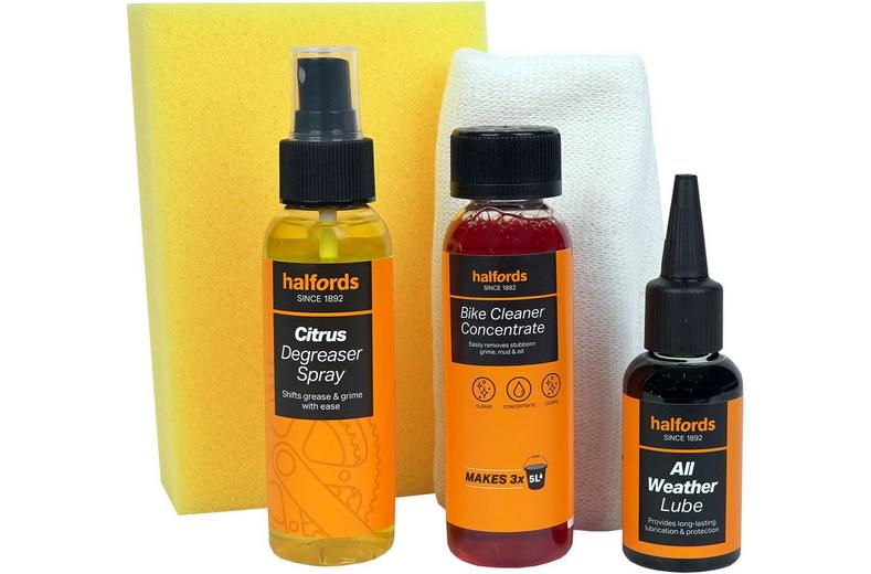 Halfords 5-in-1 Bicycle Cleaning Kit Halfords 5-in-1 Bicycle Cleaning Kit