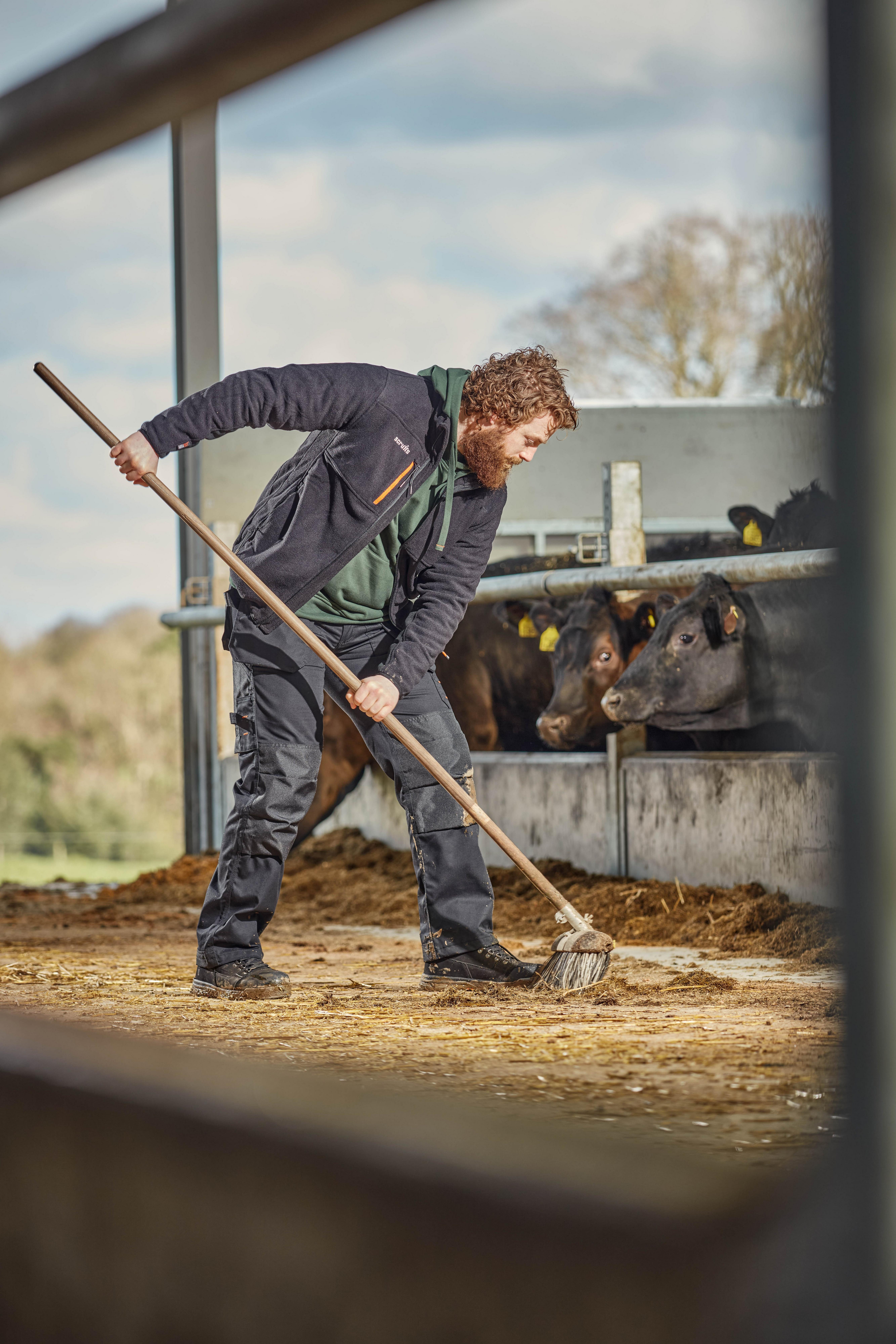 Scruffs Eco Abratect™ Worker Fleece Black