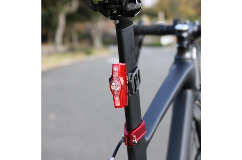 CatEye VIZ 150 Rear Bike Light CatEye VIZ 150 Rear Bike Light