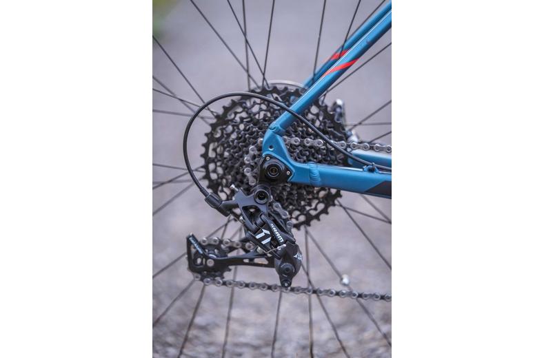 Boardman ADV 8.9E Mens Adventure Electric Bike, 11/12 Speed - S, M, L, XL Frames Boardman ADV 8.9E Mens Adventure Electric Bike, 11/12 Speed - S, M, L, XL Frames