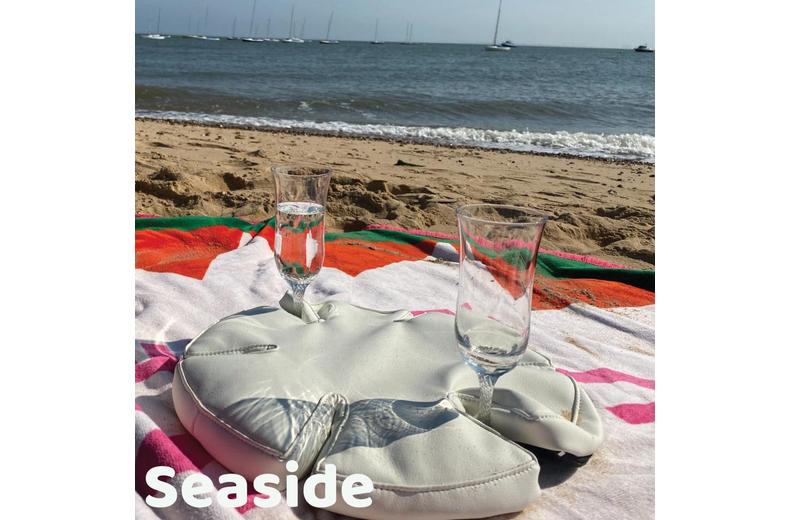 Glass Anchor Wine Glass Holder for camping and boats - White Leather Glass Anchor Wine Glass Holder for camping and boats - White Leather