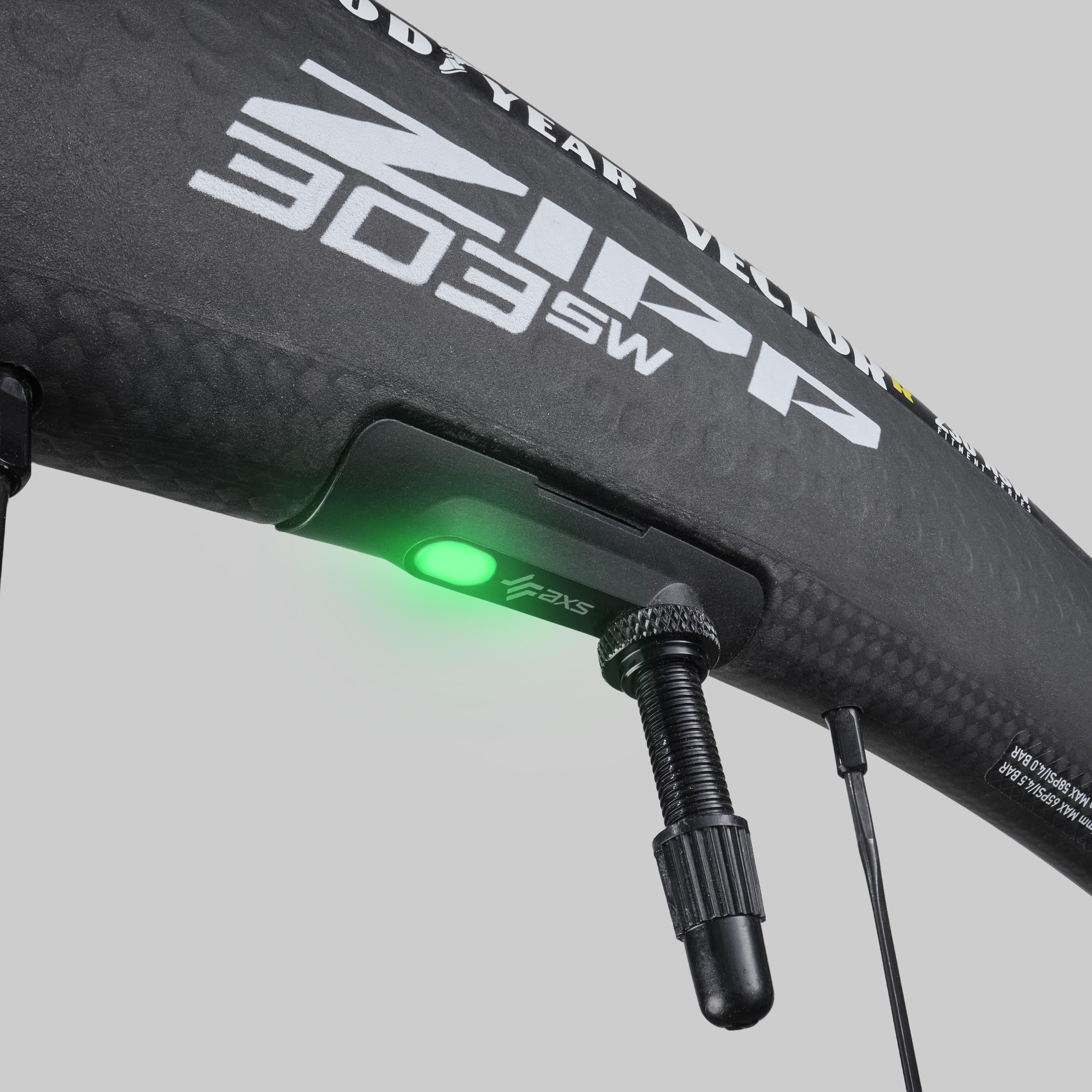 Zipp 303 SW Tubeless Disc Brake Wheel