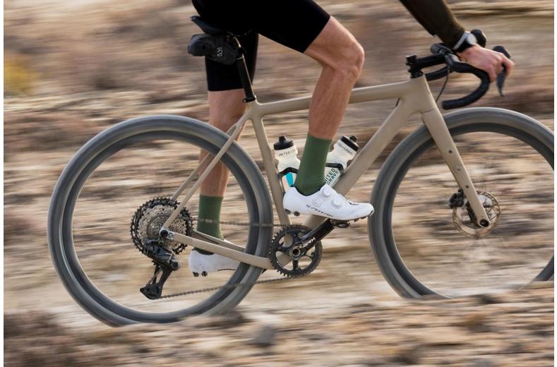 Shimano XT RD-RX827 Di2 12 Speed Rear Derailleur Long Cage Shimano XT RD-RX827 Di2 12 Speed Rear Derailleur Long Cage