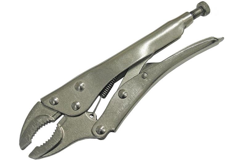 Faithfull Locking Pliers Curved Jaw - 230mm (9in) Faithfull Locking Pliers Curved Jaw - 230mm (9in)