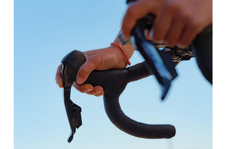 SRAM Rival AXS E1 Lever & Caliper, Right Front SRAM Rival AXS E1 Lever & Caliper, Right Front