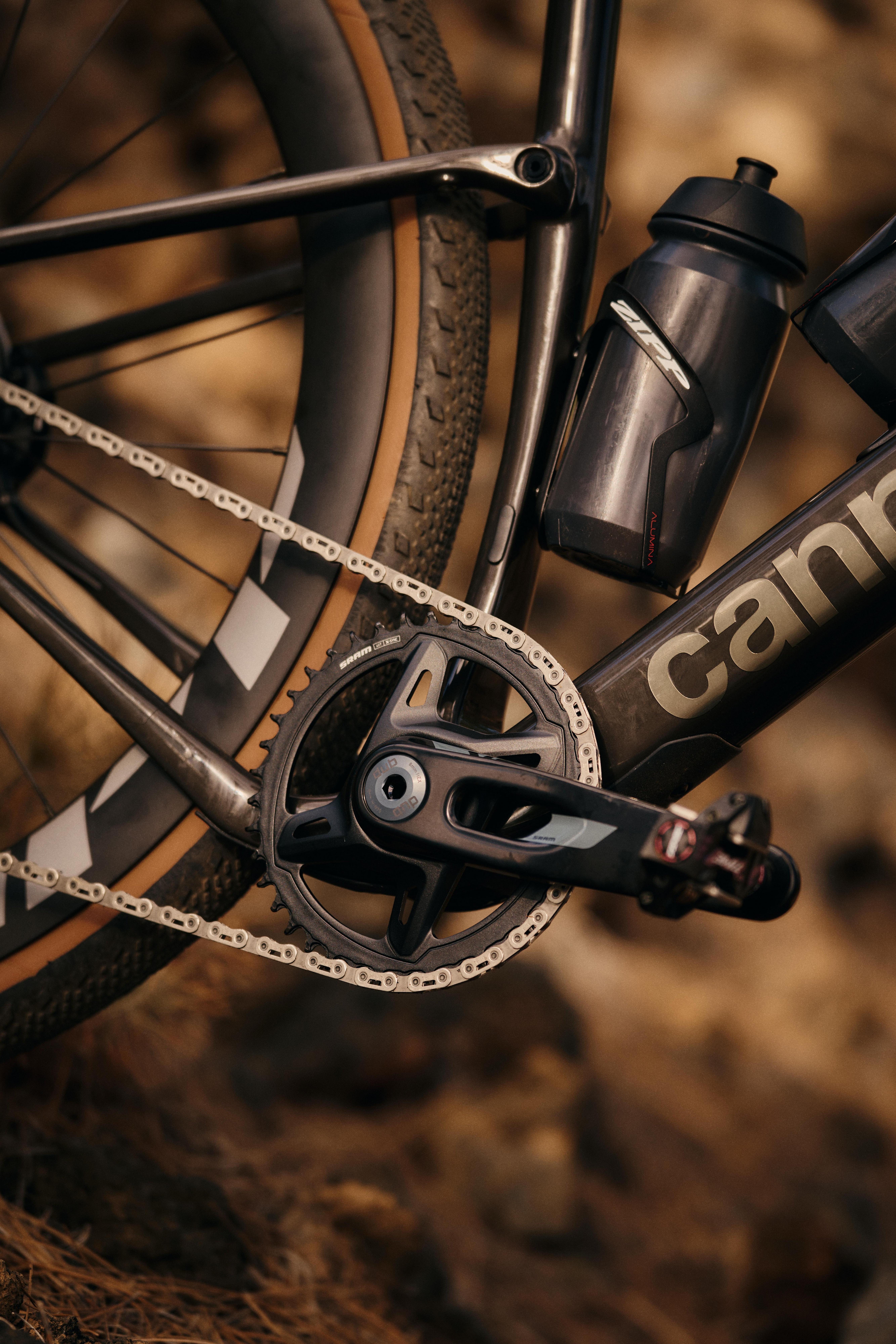 SRAM Rival E1 XPLR DUB Crankset, 165mm
