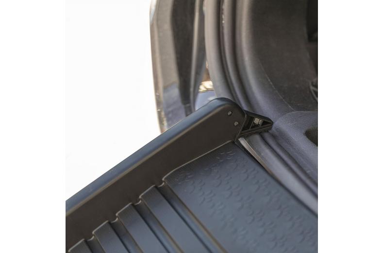 Ferplast Collapsible Plastic Dog Ramp Ferplast Collapsible Plastic Dog Ramp