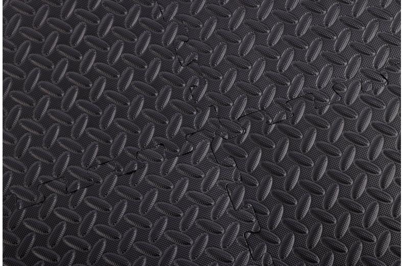 Halfords 6pc Black Floor Mat Set - 120cm x 180cm Halfords 6pc Black Floor Mat Set - 120cm x 180cm