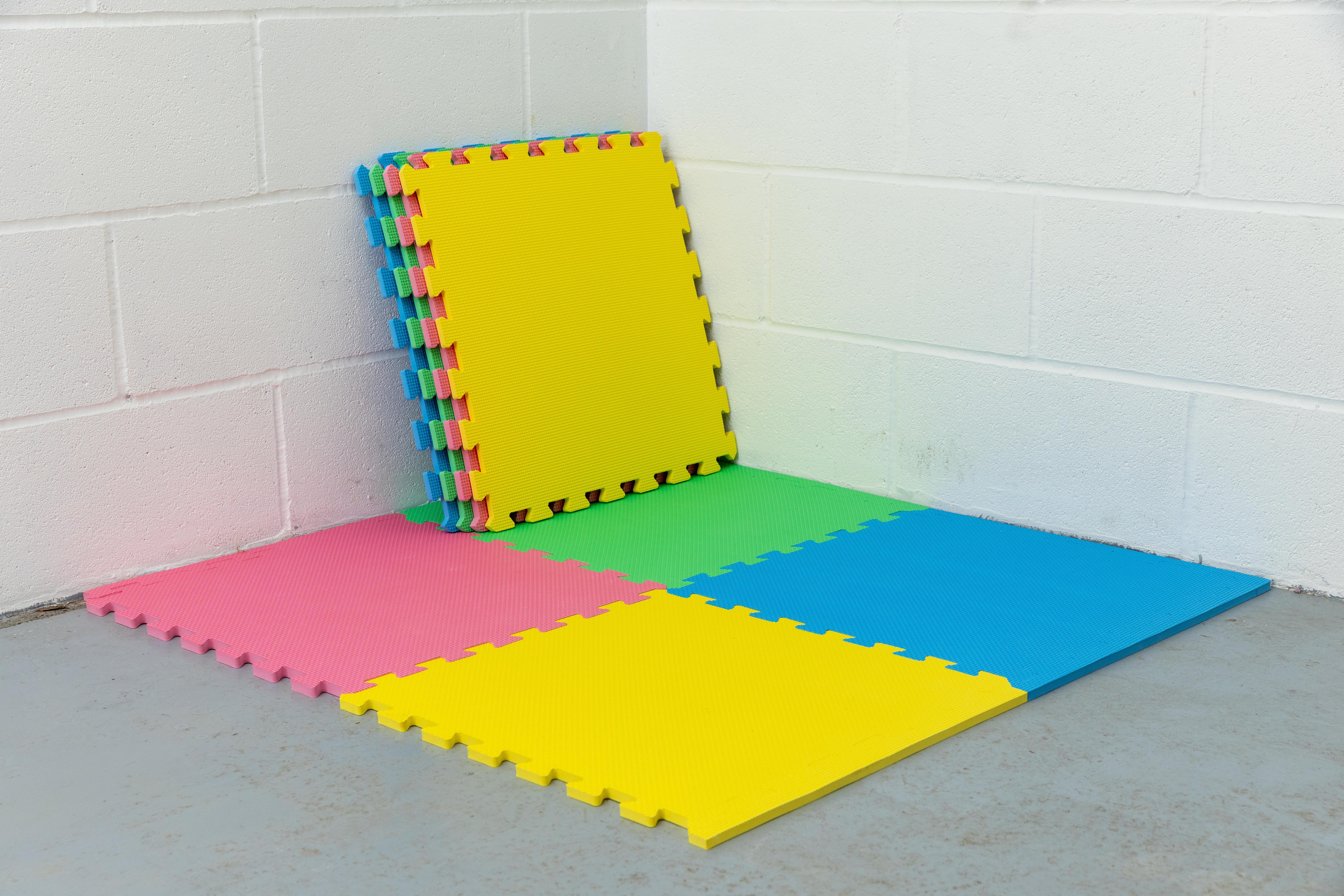 Halfords 8 Pack  Coloured Floor Mats